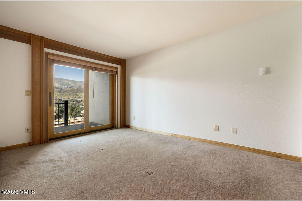 440 Nottingham Road, Unit 14 Avon, CO 81620 - Photo 22 of 32 2607_chambertin_th_14_interior_bed03