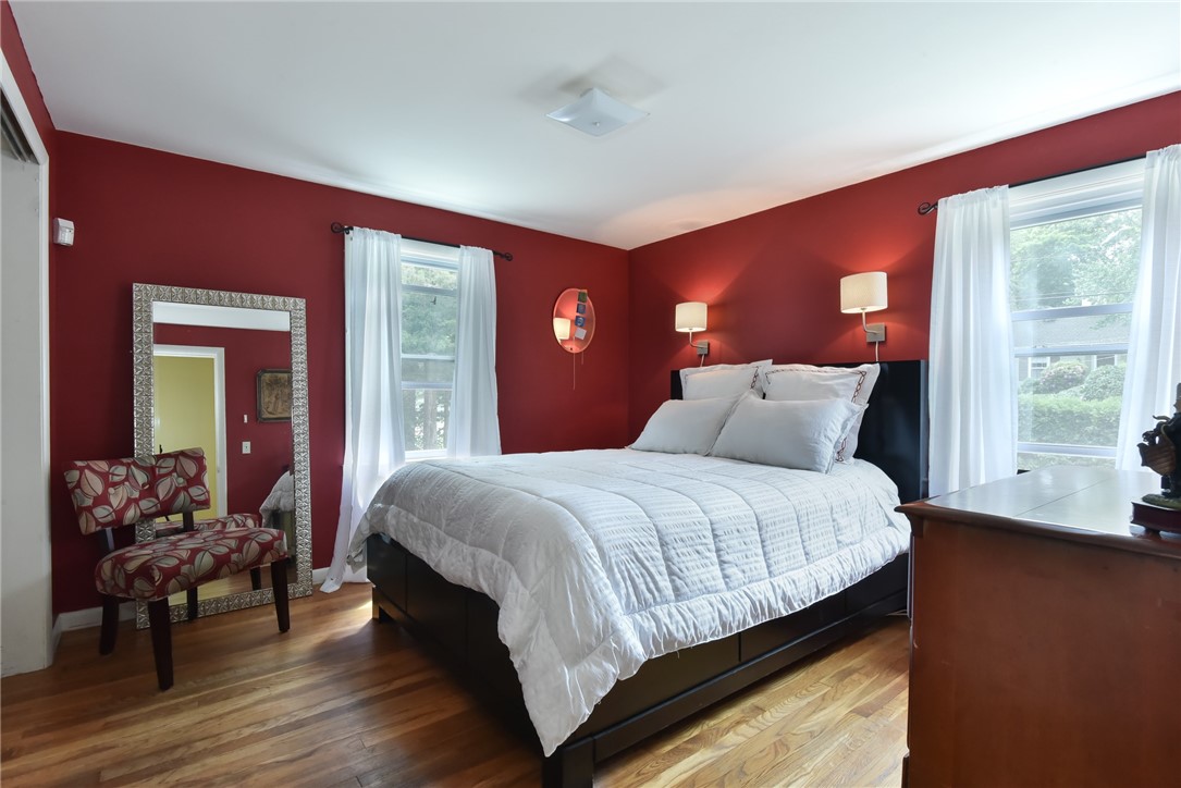 33 Potowomut Road North Kingstown, RI 02852 - Photo 13 of 40 Gallery Image 13