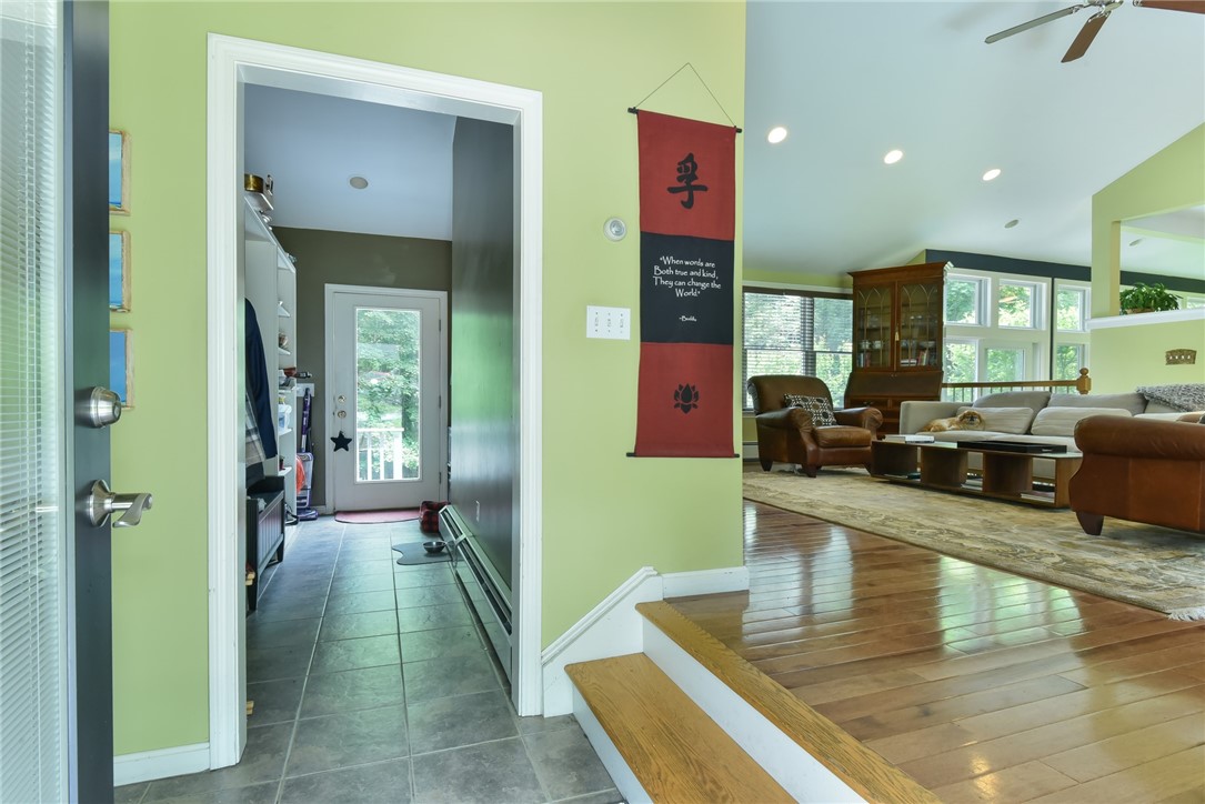 33 Potowomut Road North Kingstown, RI 02852 - Photo 3 of 40 Gallery Image 3