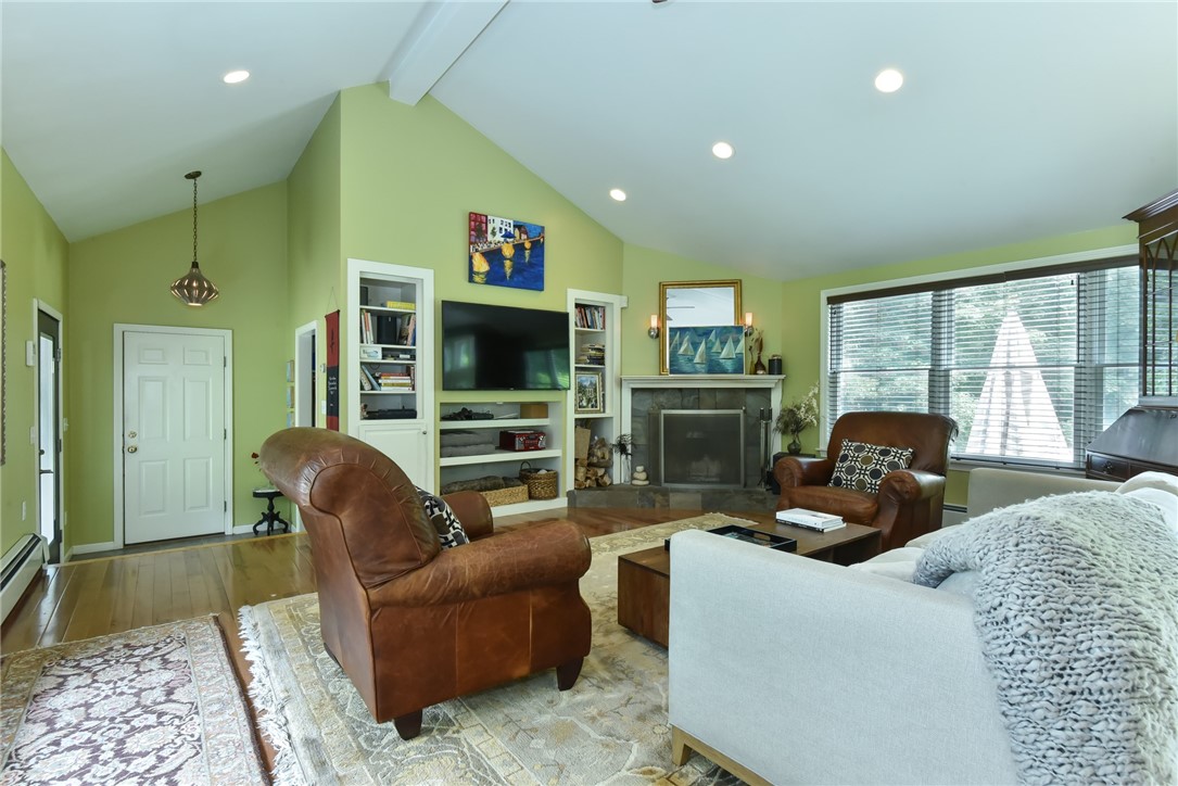 33 Potowomut Road North Kingstown, RI 02852 - Photo 5 of 40 Gallery Image 5
