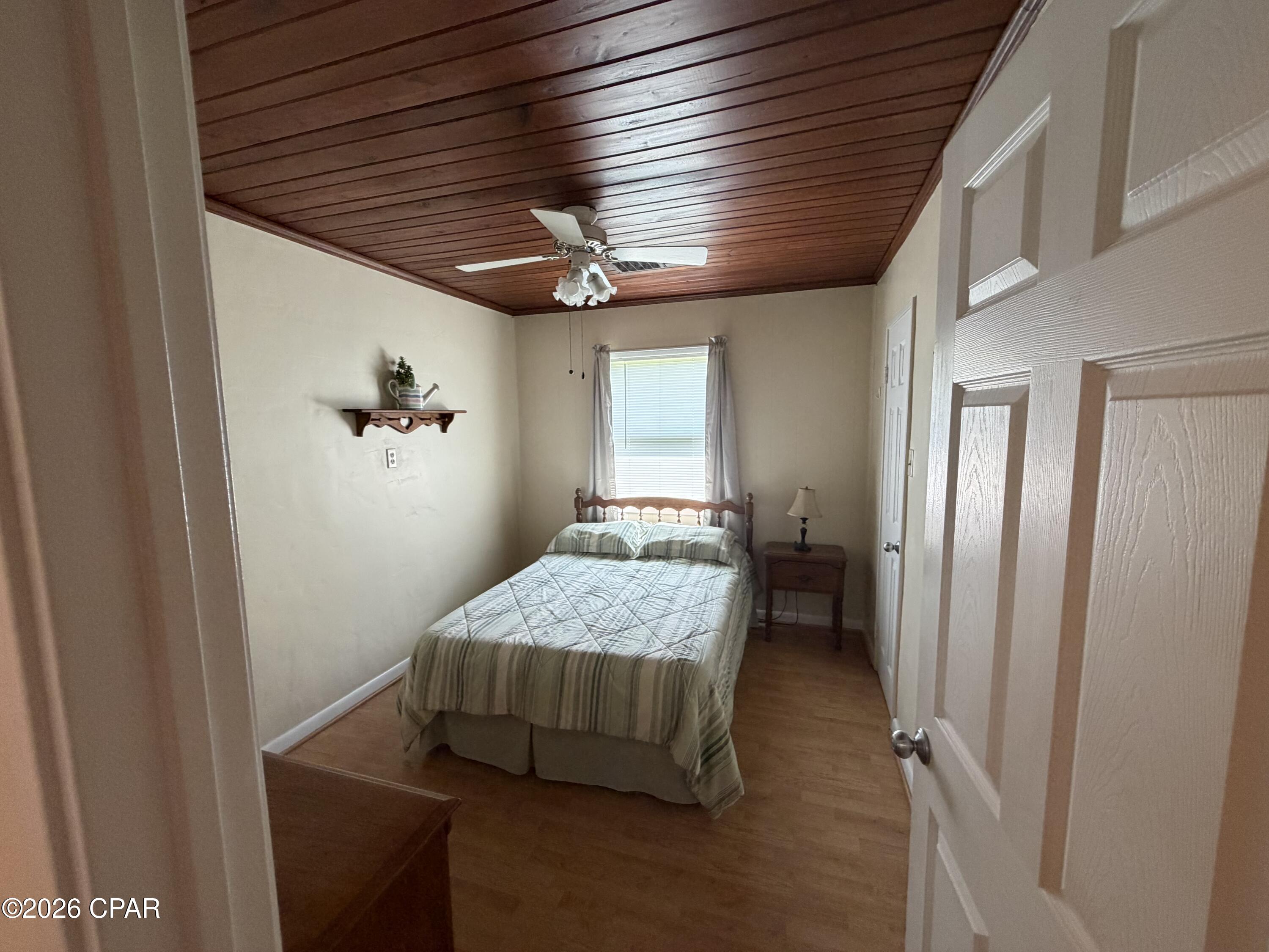 379 Lakepoint Road Alford, FL 32420 - Photo 18 of 61