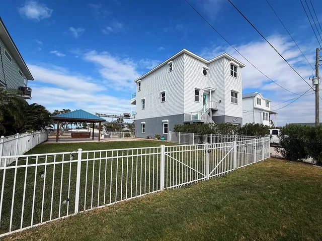 $1,375,000 | 6249 Lonnie Lee Lane, Hudson, FL 34667