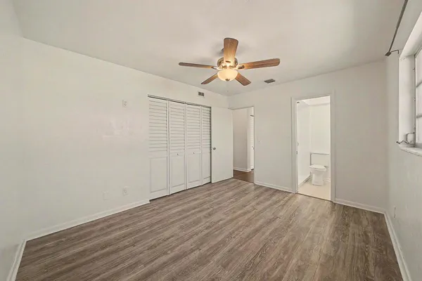 $2,700 | 1458 8th Street, West Palm Beach, FL 33401