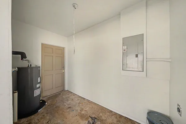 $2,700 | 1458 8th Street, West Palm Beach, FL 33401