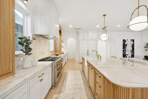 $2,050,000 | 2015 Euclid Avenue, Dallas, TX 75206