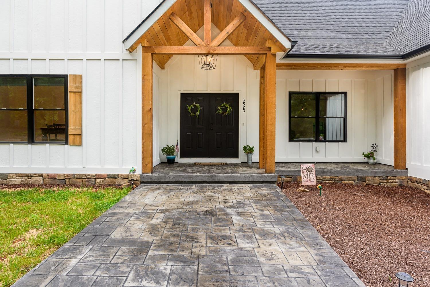 3920 Shingle Block Road Bedford, VA 24523 - Photo 4 of 49 Gallery Image 4