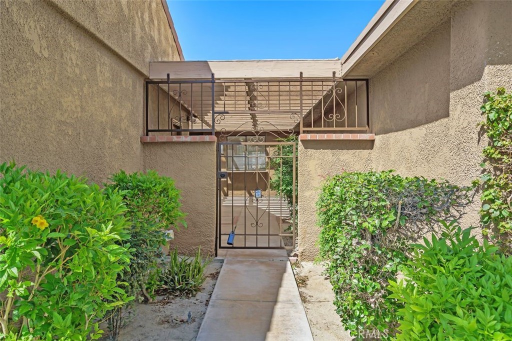 31 Majorca Drive Rancho Mirage, CA 92270 - Photo 5 of 45