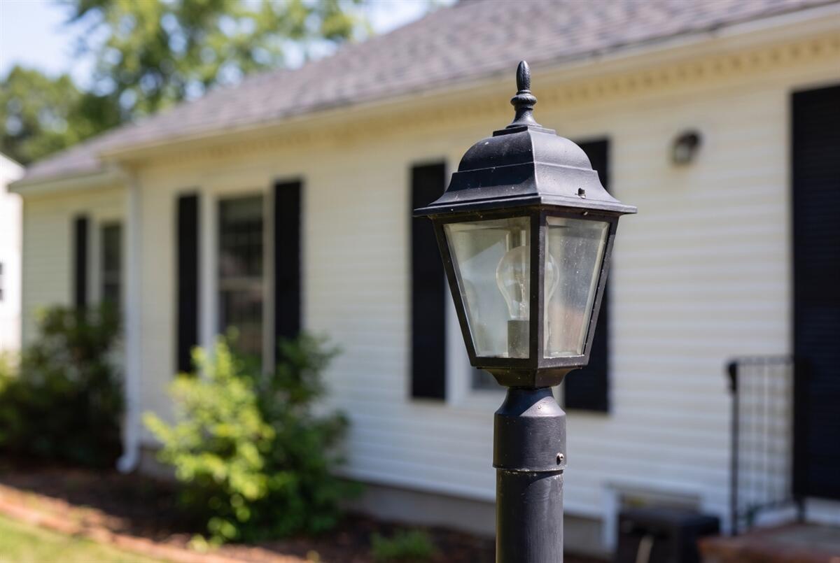 30 Birch Road Auburn, ME 04210 - Photo 67 of 101 100-01_Exterior 21 _ Lamppost