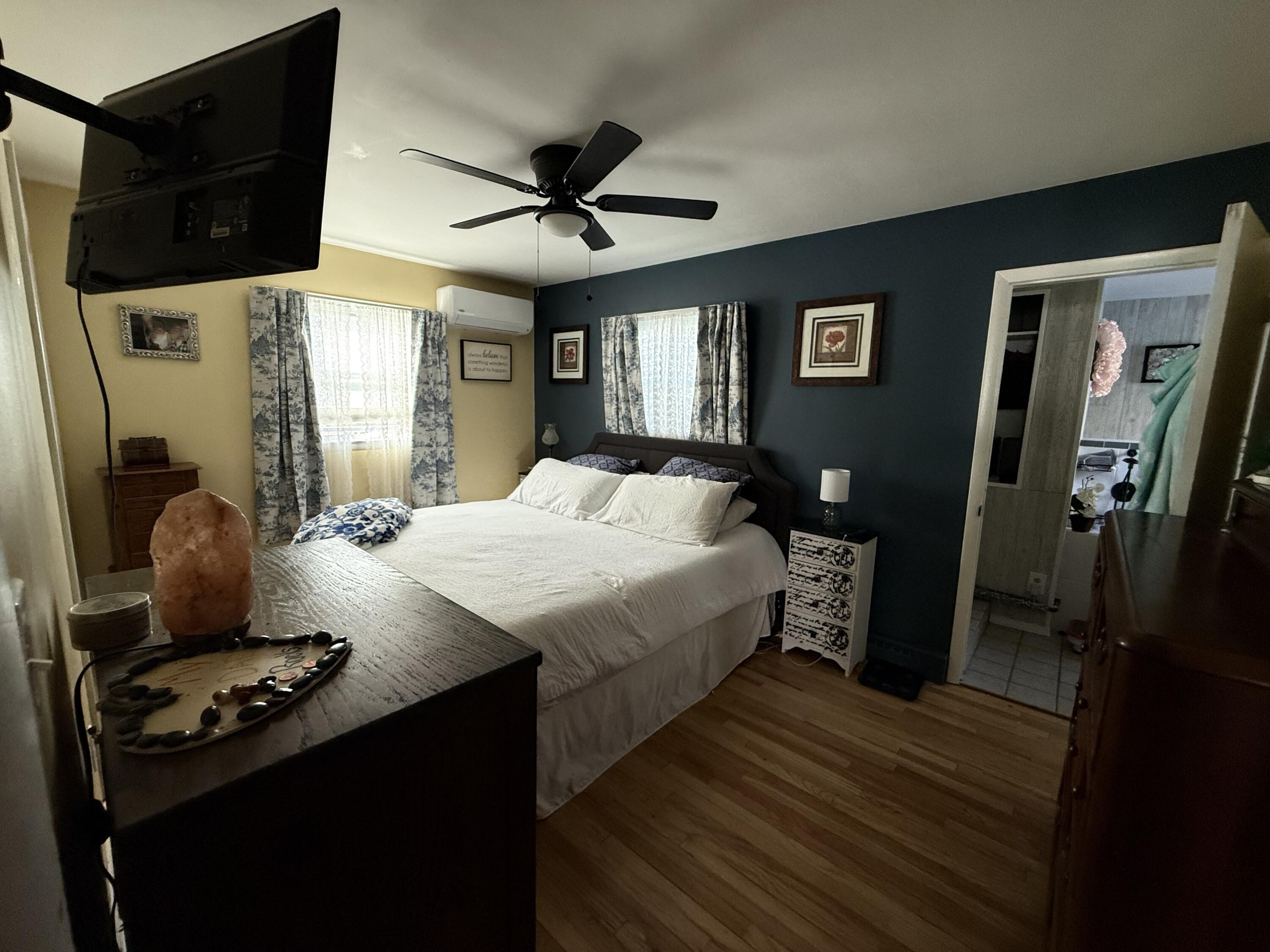 287 West Butler Street Bad Axe, MI 48413 - Photo 8 of 24 owners suite