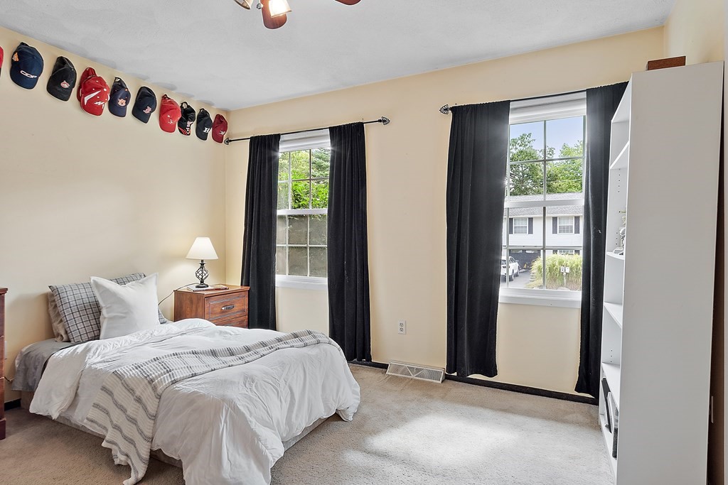 26 Dean Street Hudson, MA 01749 - Photo 15 of 40