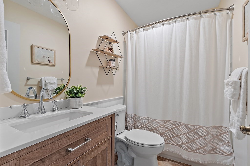 26 Dean Street Hudson, MA 01749 - Photo 19 of 40