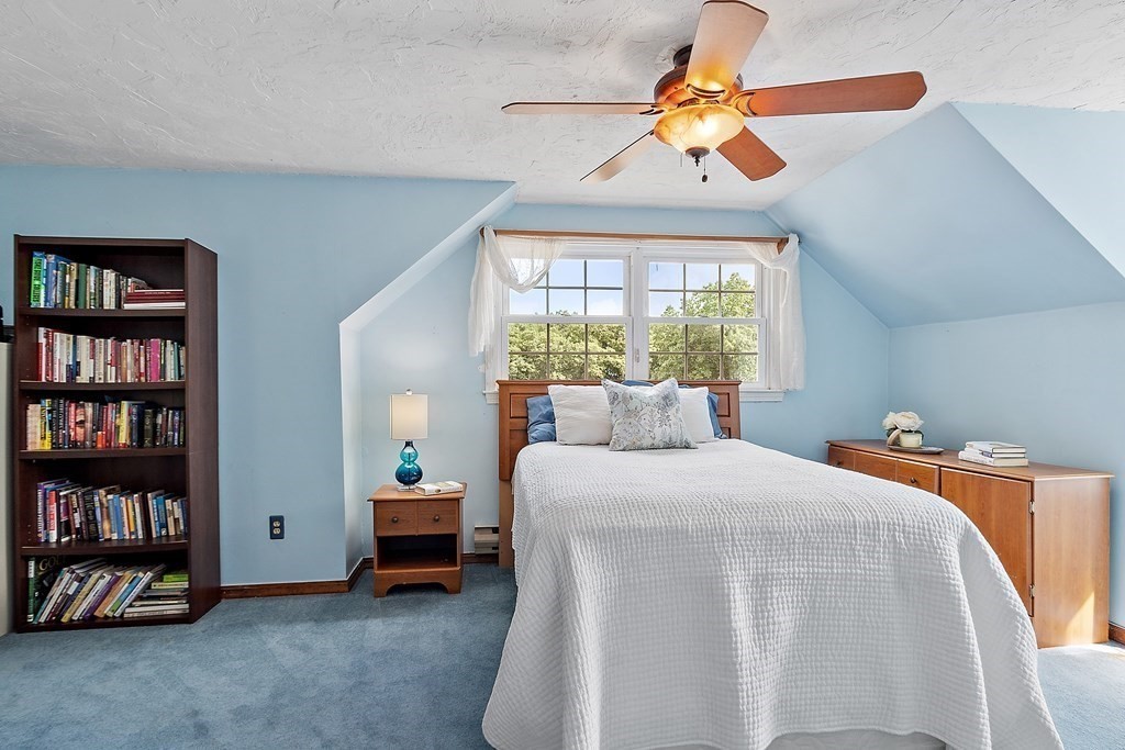26 Dean Street Hudson, MA 01749 - Photo 20 of 40