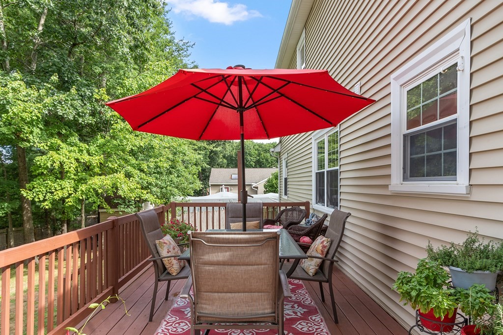 26 Dean Street Hudson, MA 01749 - Photo 30 of 40