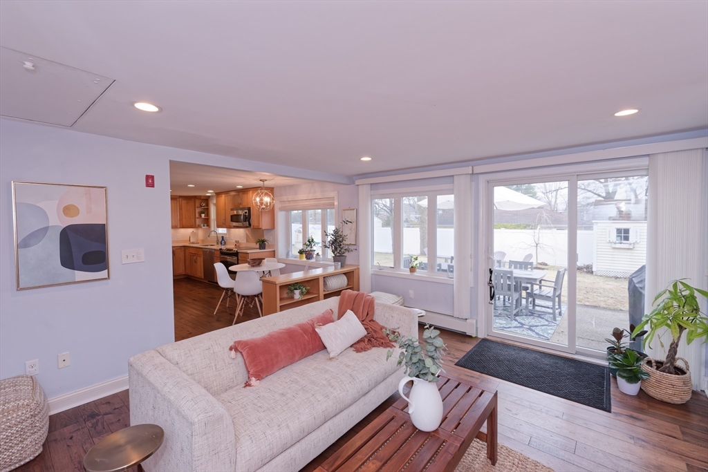 6 Wedgewood Road Natick, MA 01760 - Photo 4 of 42