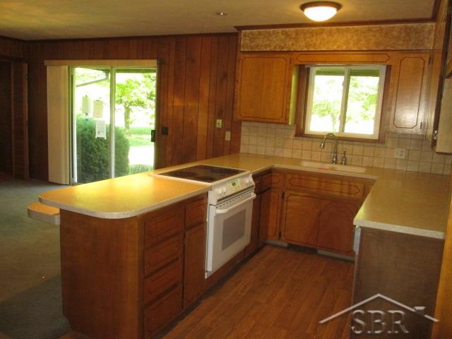 3617 Ringle Road Akron, MI 48701 - Photo 2 of 16 31359213-1.JPG
