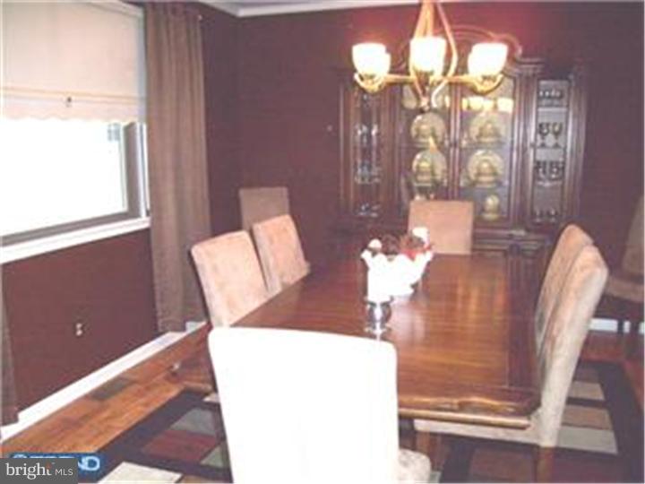 1425 Kingsley Road Havertown, PA 19083 - Photo 8 of 16 Dining Room