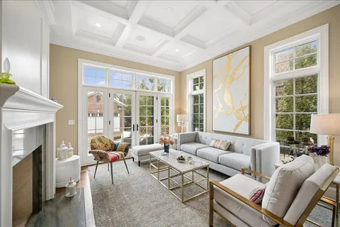 $3,295,000 | 1020 Bluff Road, Glencoe, IL 60022