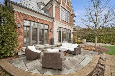 $3,295,000 | 1020 Bluff Road, Glencoe, IL 60022