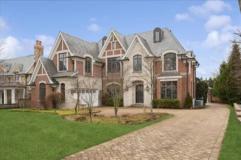 $3,295,000 | 1020 Bluff Road, Glencoe, IL 60022