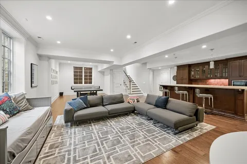 $3,295,000 | 1020 Bluff Road, Glencoe, IL 60022