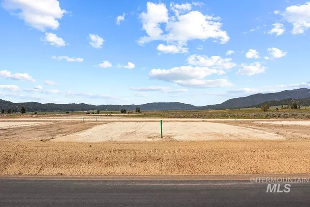 $110,000 | L4-b2 L4-b2 Lazy River Street, Cascade, ID 83611