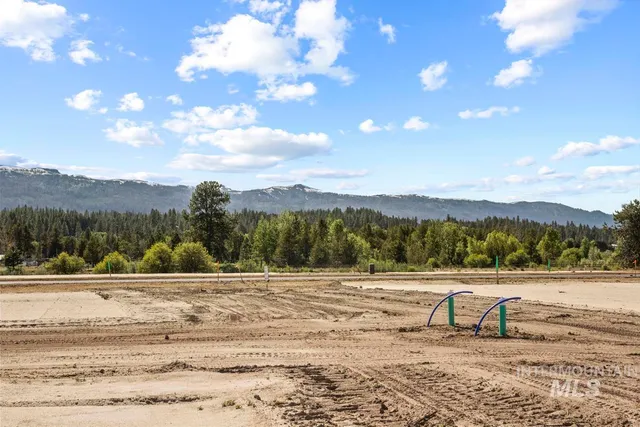 $110,000 | L4-b2 L4-b2 Lazy River Street, Cascade, ID 83611