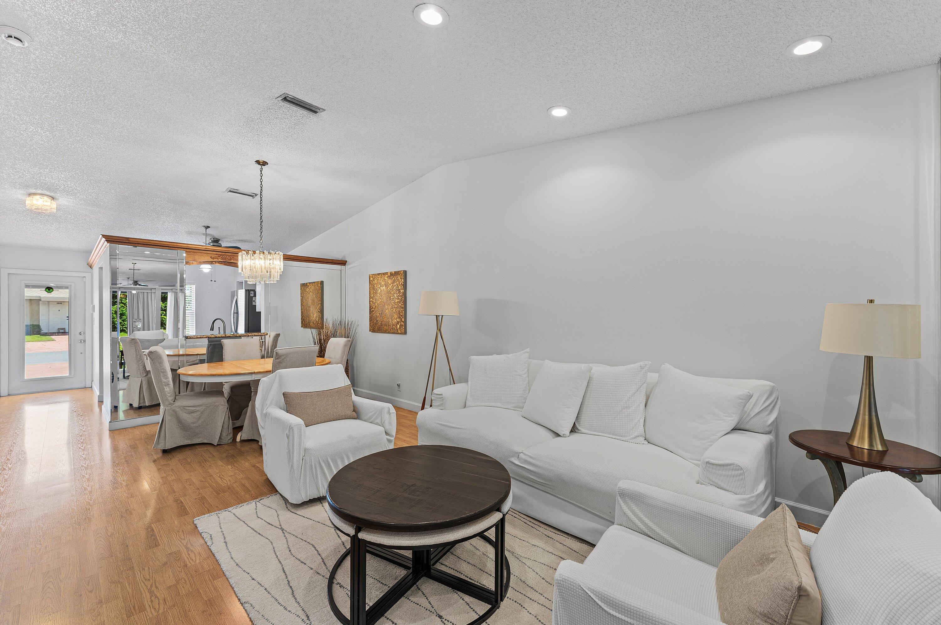 18855 Candlewick Drive Boca Raton, FL 33496 - Photo 5 of 33 18855 Candlewick Drive