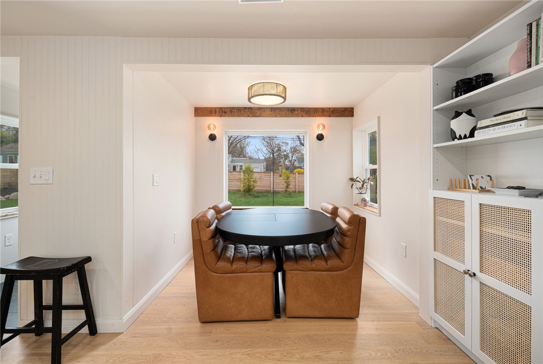 628 County Road Barrington, RI 02806 - Photo 10 of 40