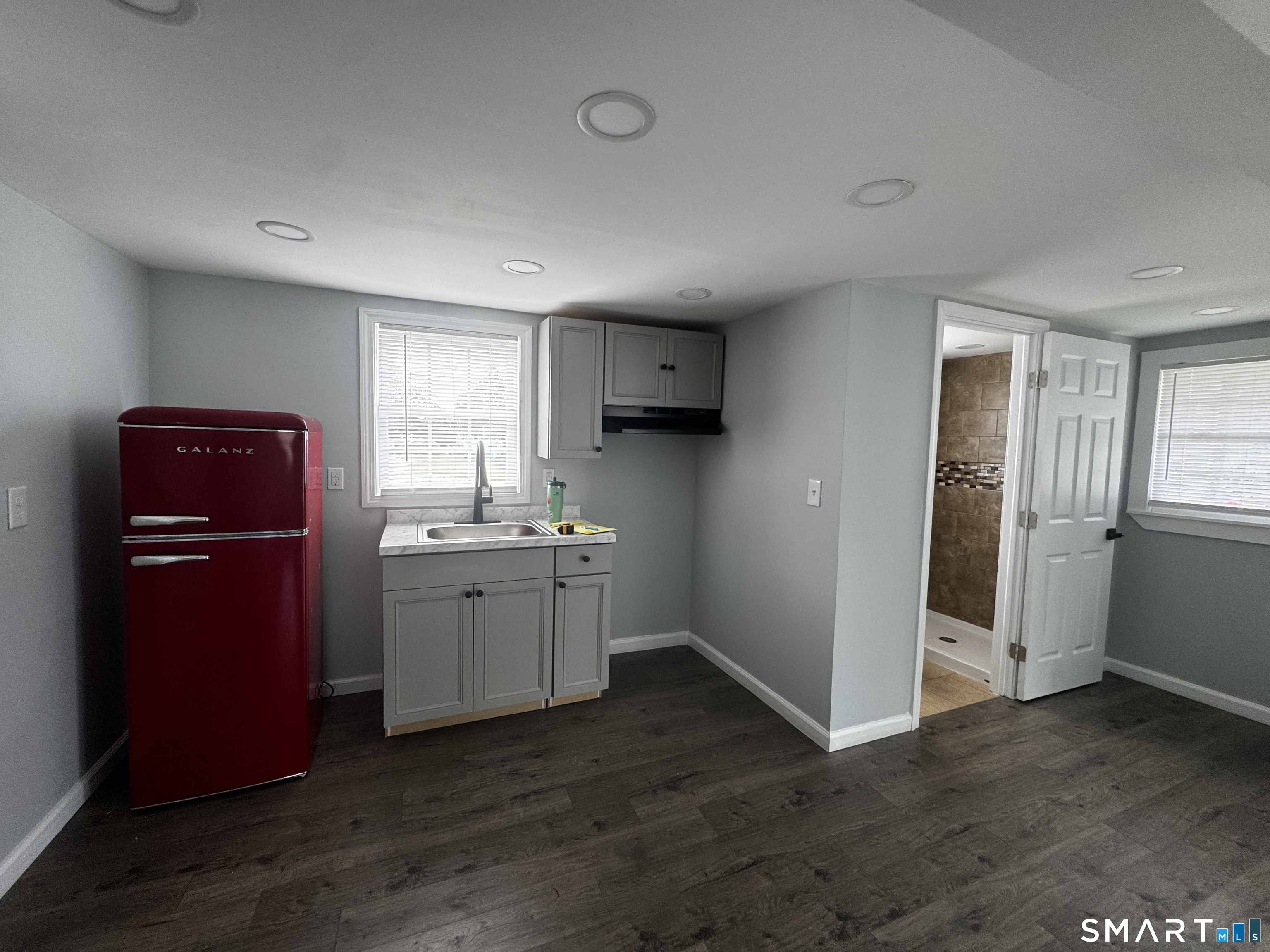 68 Black Point Road East Lyme, CT 06357 - Photo 8 of 8