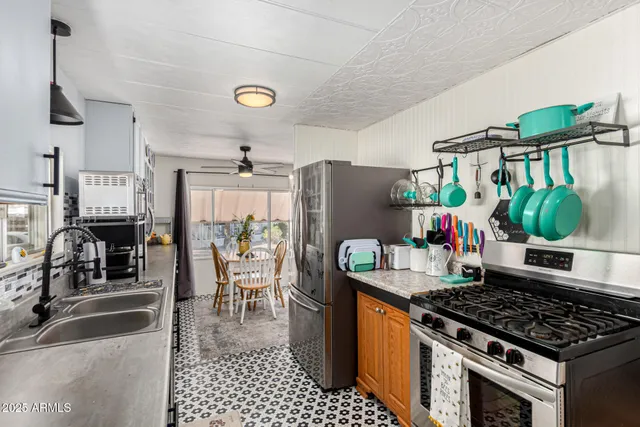 $30,000 | 4065 East University Drive, Unit 332, Mesa, AZ 85205