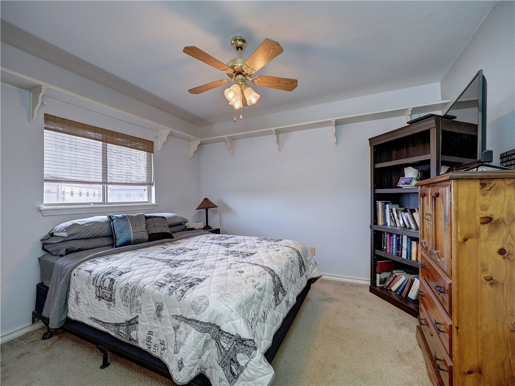 7210 St James Court Corpus Christi, TX 78413 - Photo 22 of 26 4th bedroom