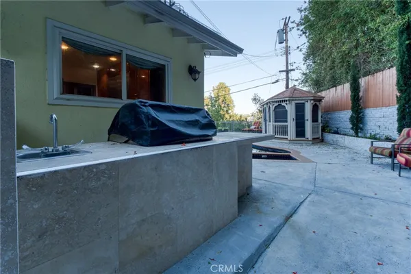 $7,750 | 7796 Skyhill Drive, Los Angeles, CA 90068
