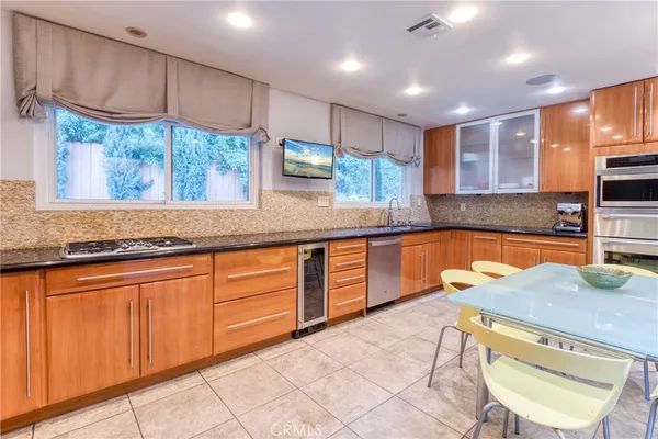 $7,750 | 7796 Skyhill Drive, Los Angeles, CA 90068
