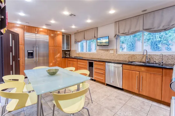 $7,750 | 7796 Skyhill Drive, Los Angeles, CA 90068