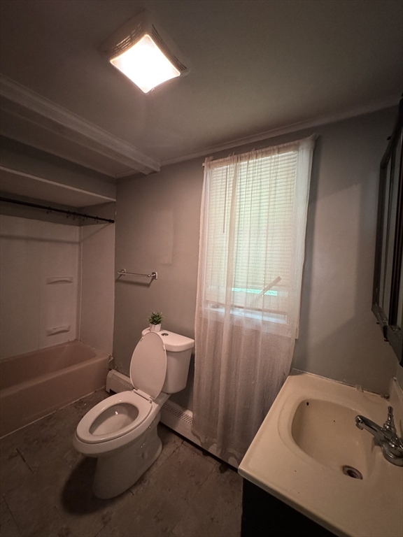 27 High Street Sturbridge, MA 01518 - Photo 11 of 17 a bathroom with a sink and toilet