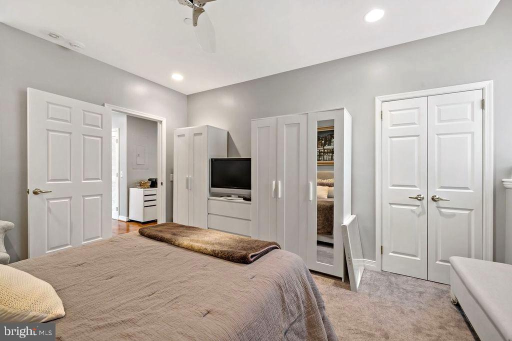 1600 Arch Street, Unit 1902 Philadelphia, PA 19103 - Photo 12 of 24