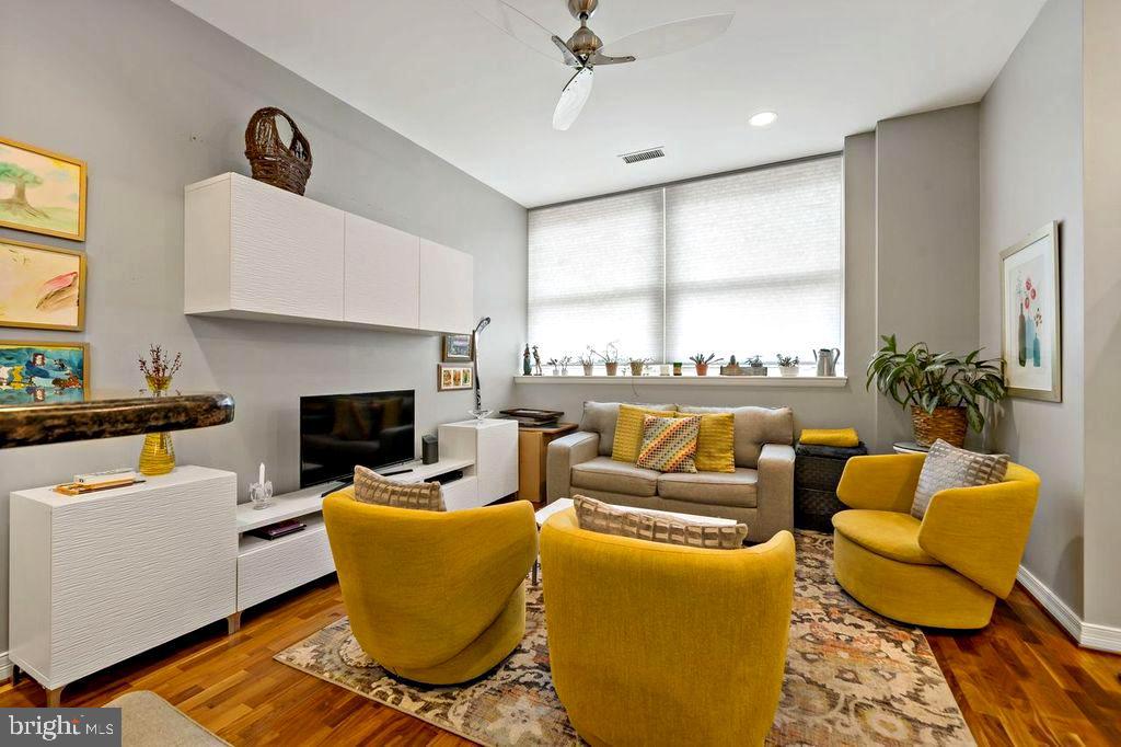 1600 Arch Street, Unit 1902 Philadelphia, PA 19103 - Photo 2 of 24