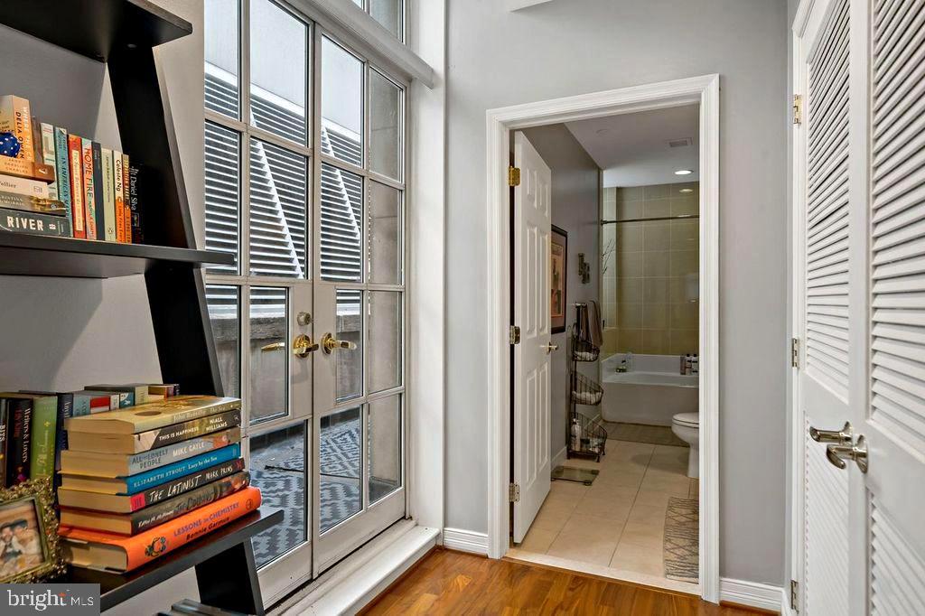 1600 Arch Street, Unit 1902 Philadelphia, PA 19103 - Photo 4 of 24