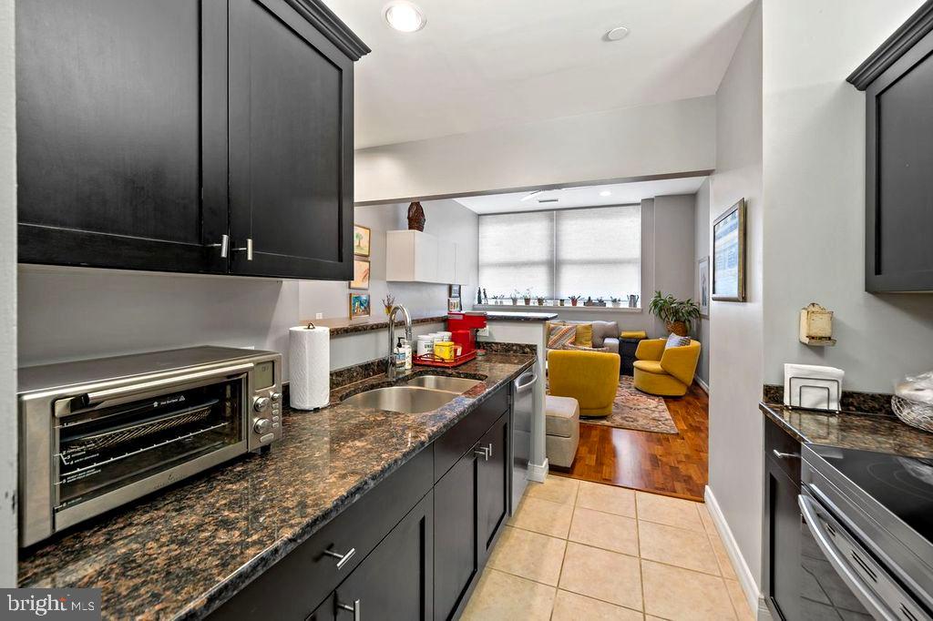 1600 Arch Street, Unit 1902 Philadelphia, PA 19103 - Photo 6 of 24