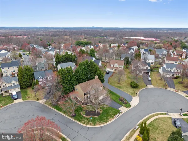 $1,175,000 | 20547 Birchfield Place, Sterling, VA 20165