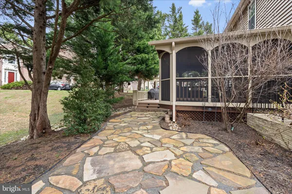 $1,175,000 | 20547 Birchfield Place, Sterling, VA 20165