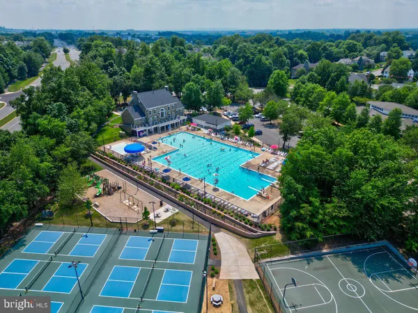 $1,175,000 | 20547 Birchfield Place, Sterling, VA 20165
