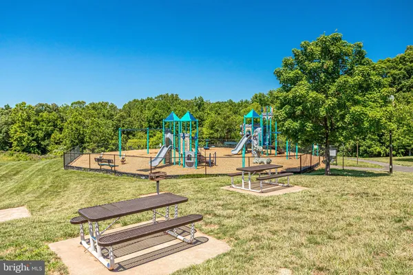 $1,175,000 | 20547 Birchfield Place, Sterling, VA 20165