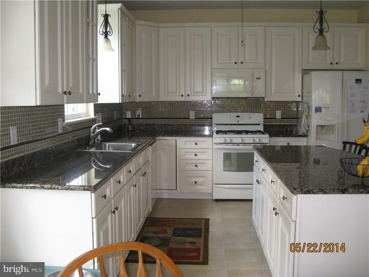 136 Somerfield Road Swedesboro, NJ 08085 - Photo 13 of 25 Kitchen