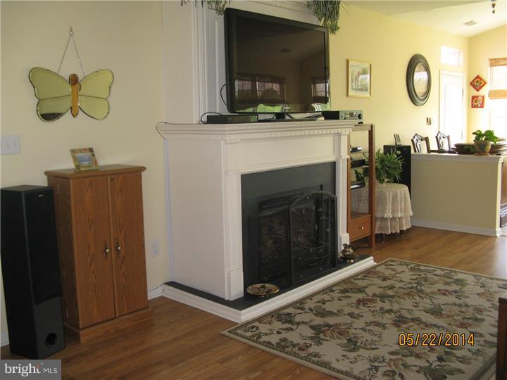 136 Somerfield Road Swedesboro, NJ 08085 - Photo 10 of 25 Family Room