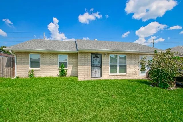 $193,000 | 3008 Mt Kennedy Drive, Marrero, LA 70072