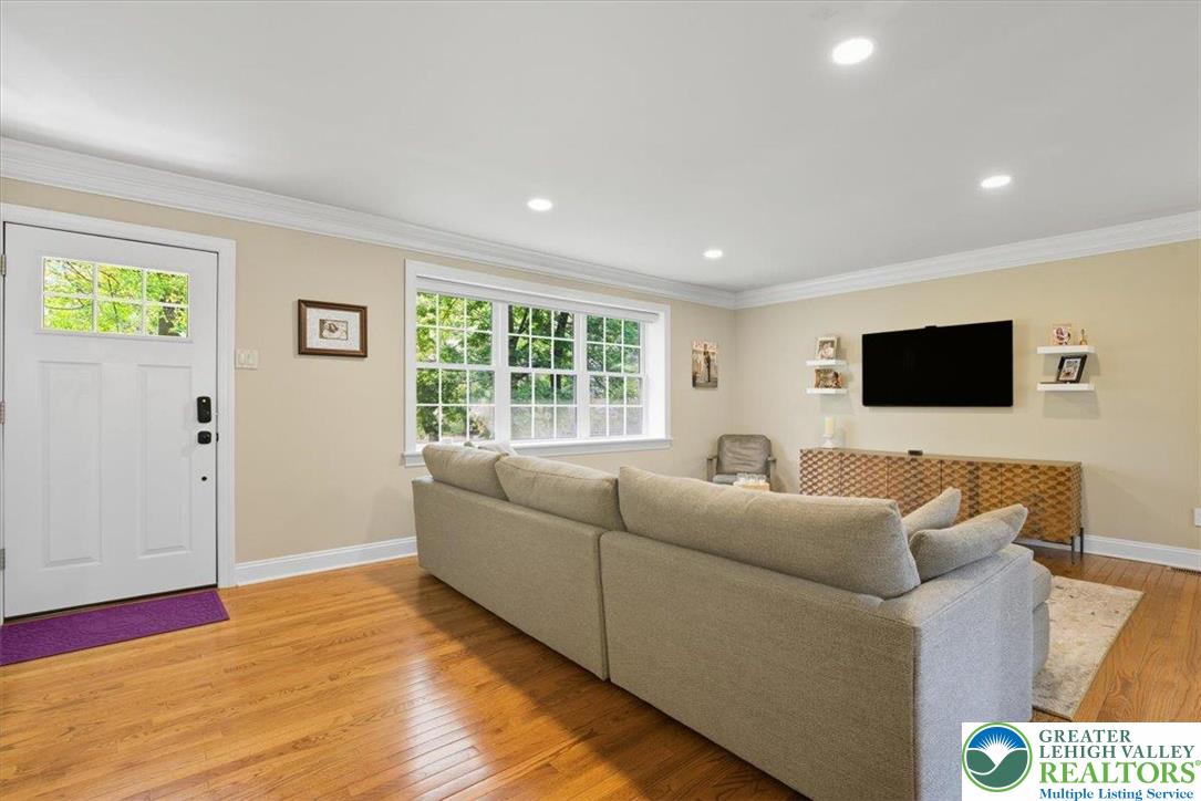 87 Sproul Road Malvern, PA 19355 - Photo 9 of 88