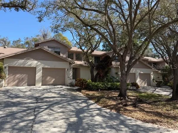 $2,295 | 1913 Whispering Way, Tarpon Springs, FL 34689