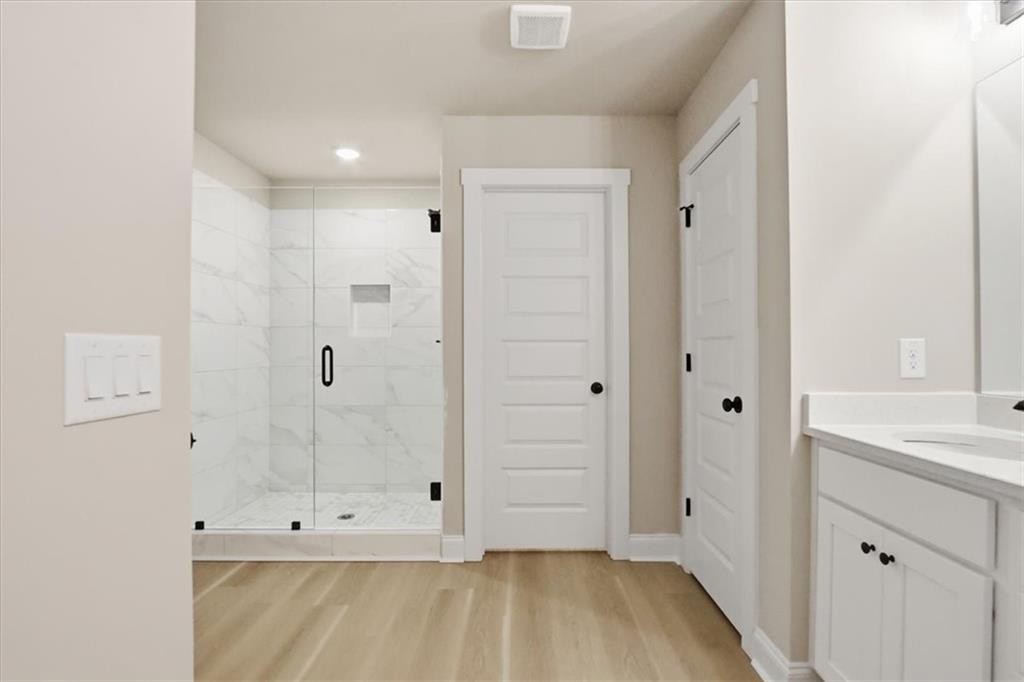 184 Rachel Lane Hartwell, GA 30643 - Photo 31 of 58 a view of room