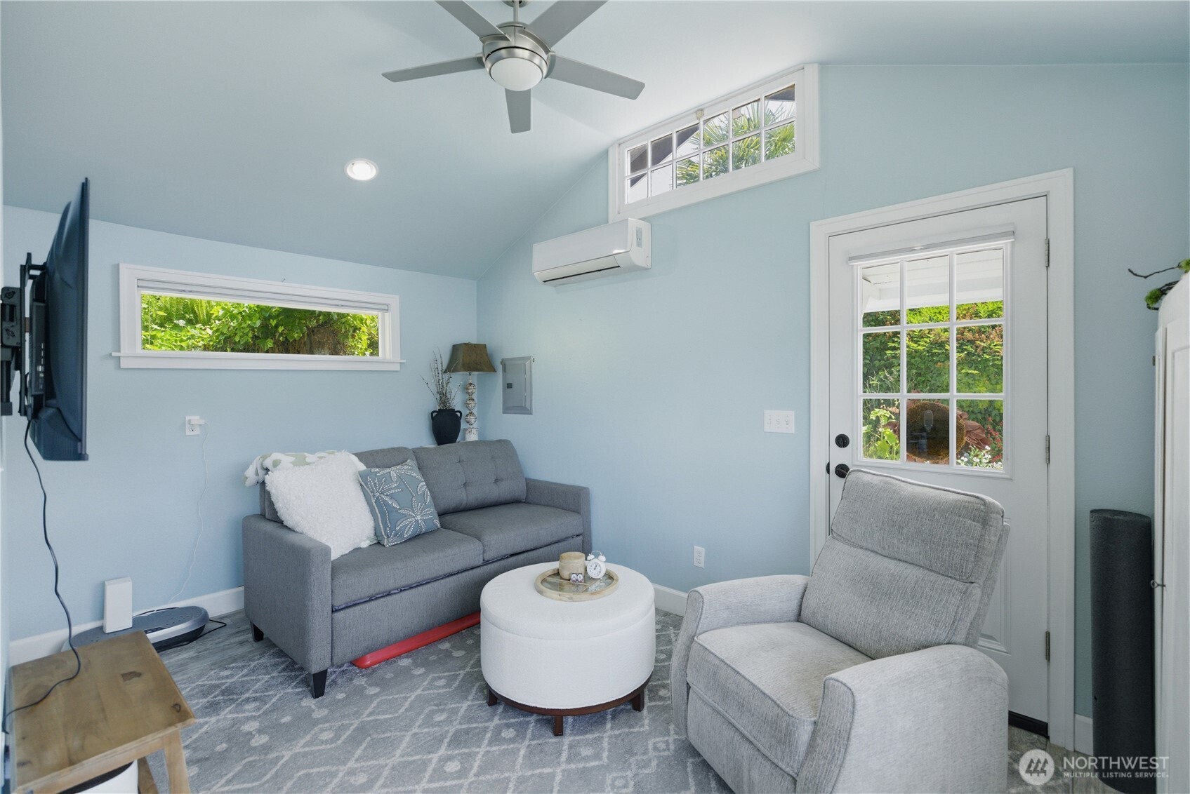7110 Vandermark Road East Bonney Lake, WA 98391 - Photo 32 of 40